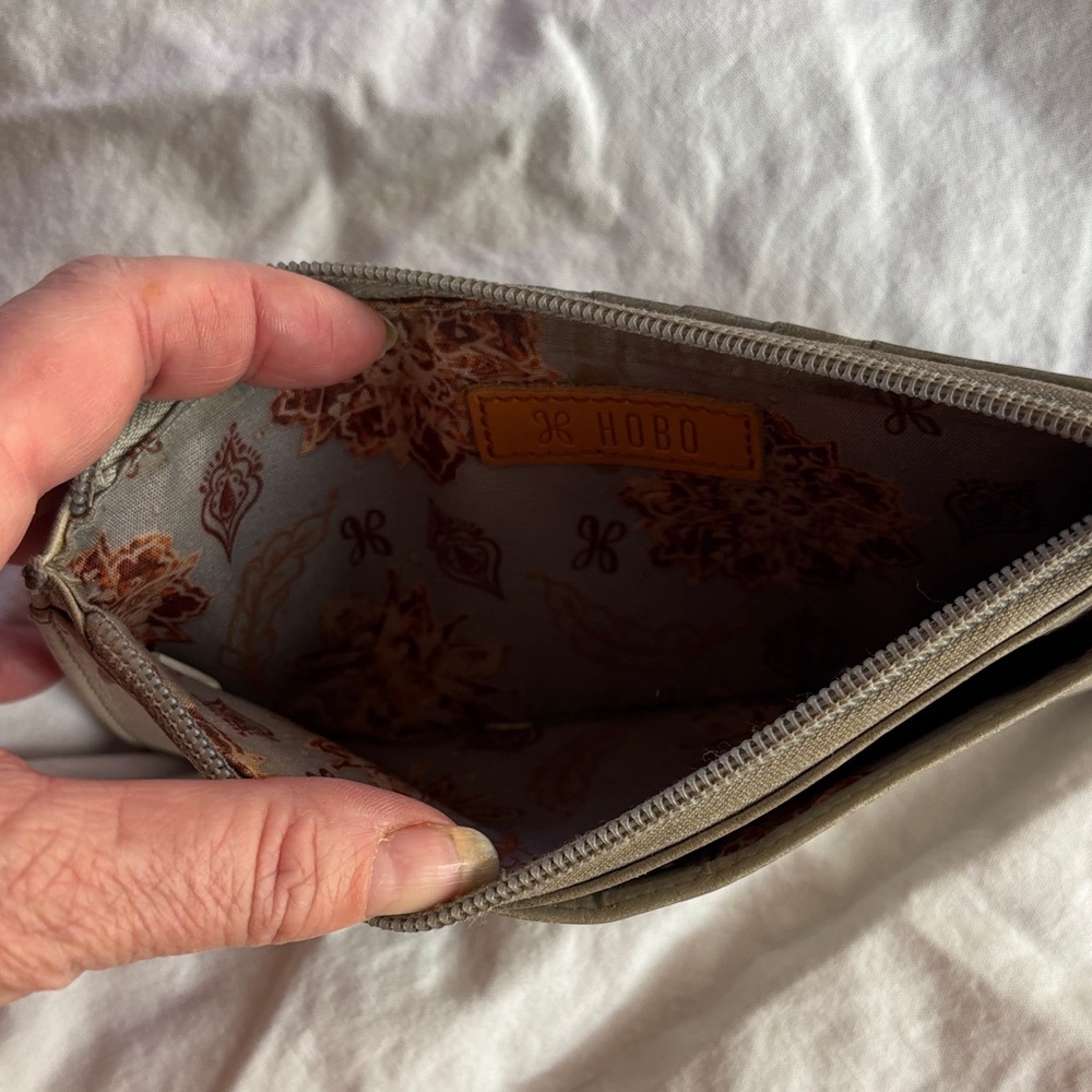 Hobo Wallet - Picture 4 of 7